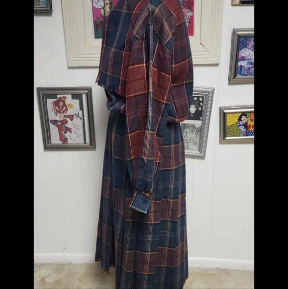 Vintage Wool Albert Nipon dress - Picture 3 of 8